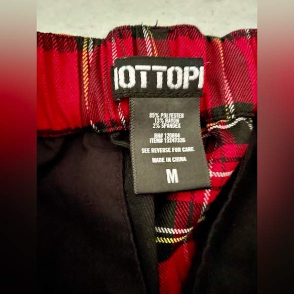 Hot Topic Womens Black & Red Plaid Split Leg Pants, Size M - Picture 2 of 8